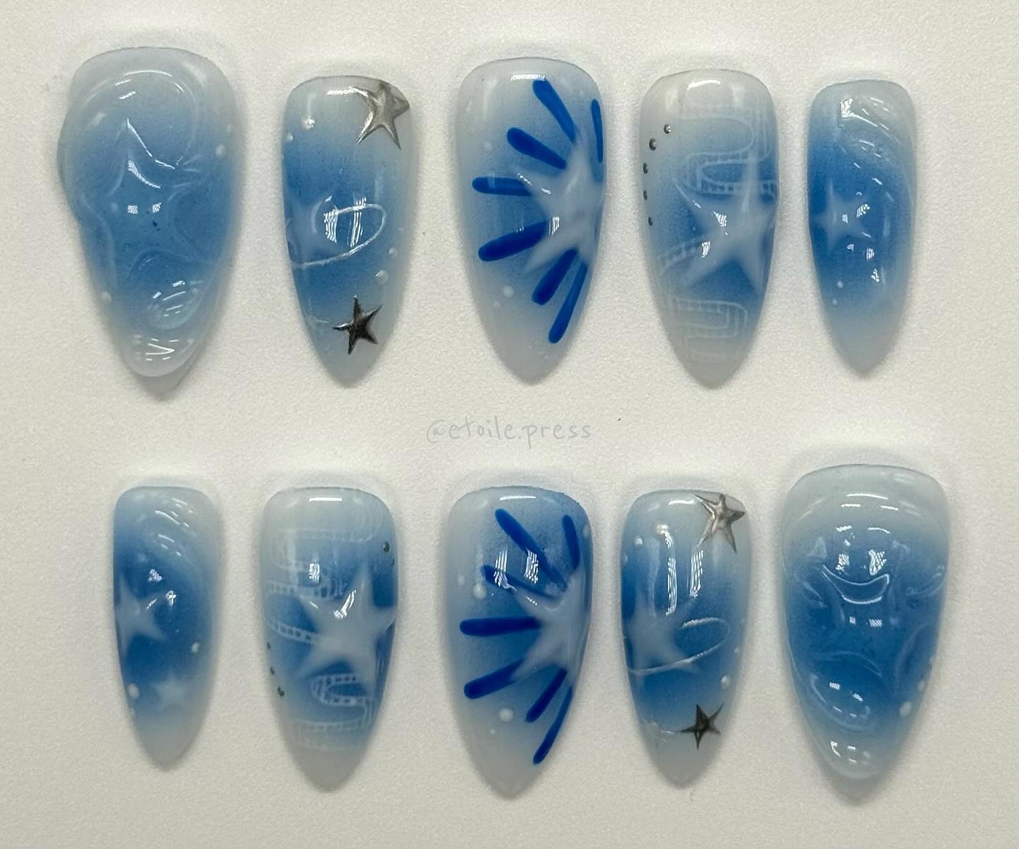 Blue milky star stiletto nails★